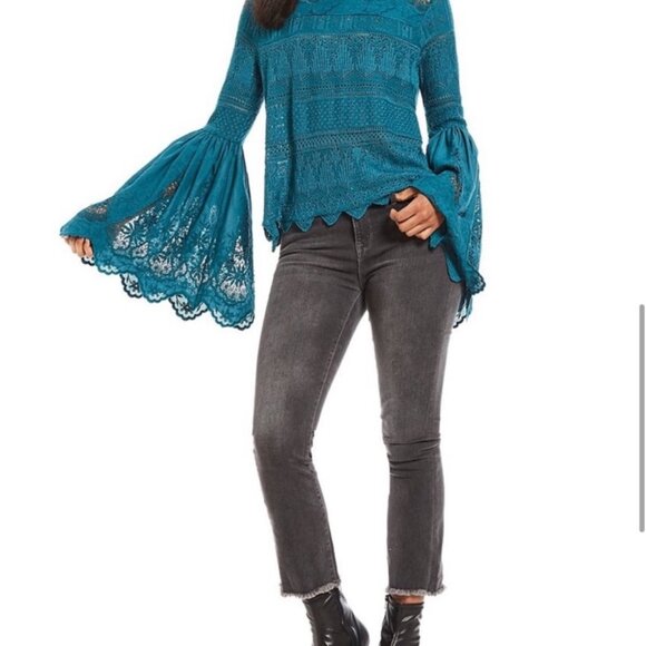 Free People Turquoise Once Upon A Time Bell Sleeve Peasant Top SM NWOT - Picture 11 of 17